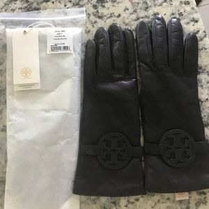 Tory Burch Women’s leather gloves